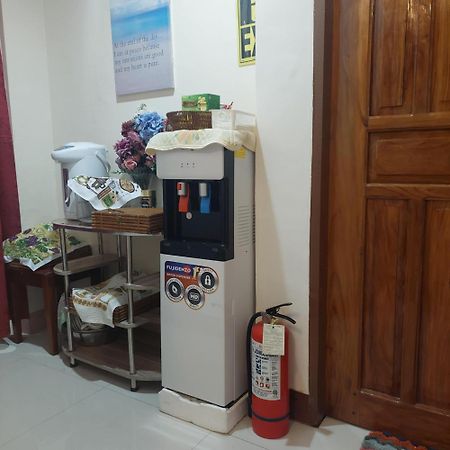 לינה וארוחת בוקר אל נידו Casa Mariella 888 מראה חיצוני תמונה
